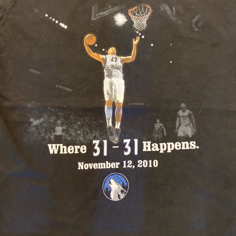 NBA Minnesota Timberwolves Exclusive Kevin Love Short Sleeve / Youth Size L